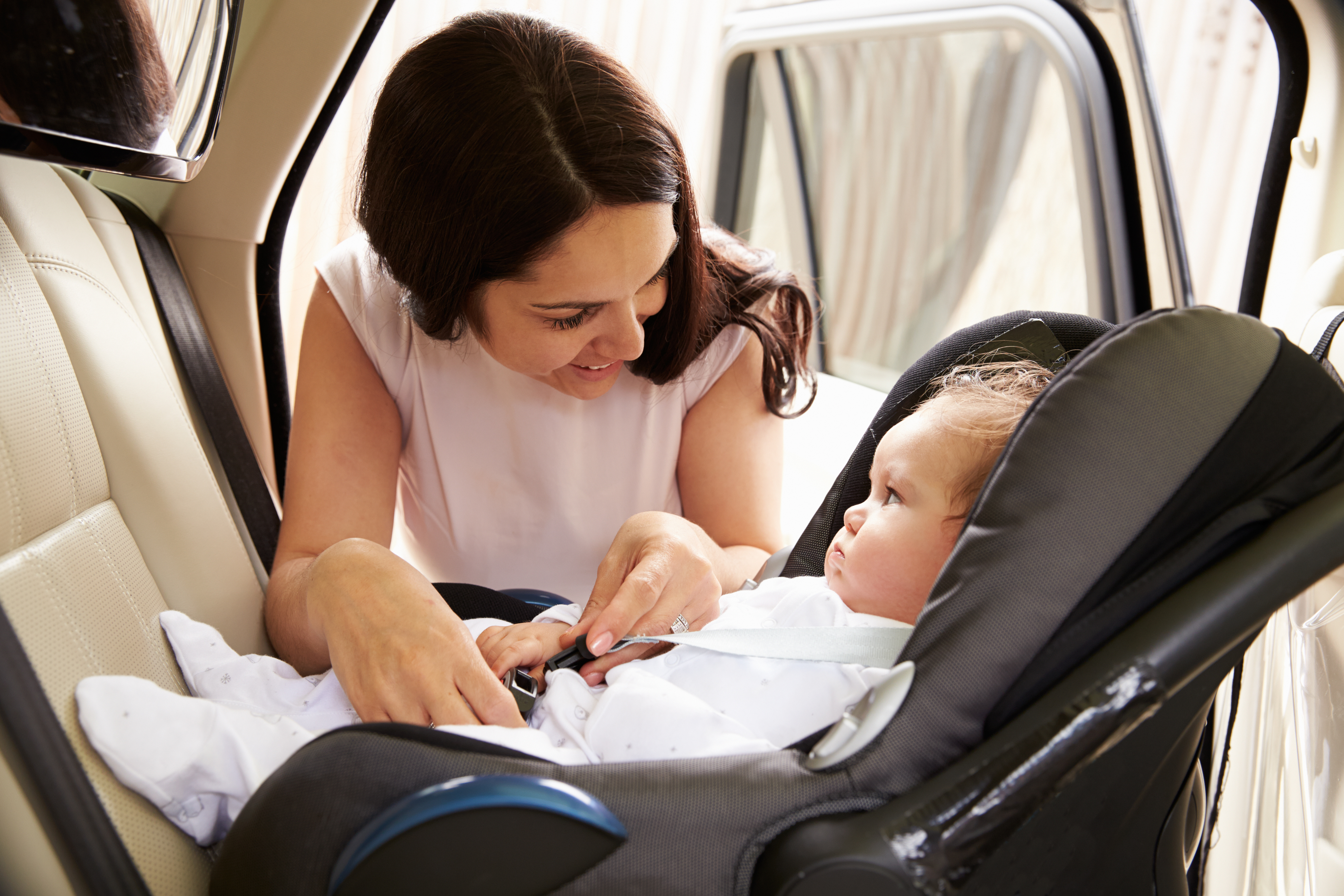 how-to-keep-your-child-safe-in-the-car image