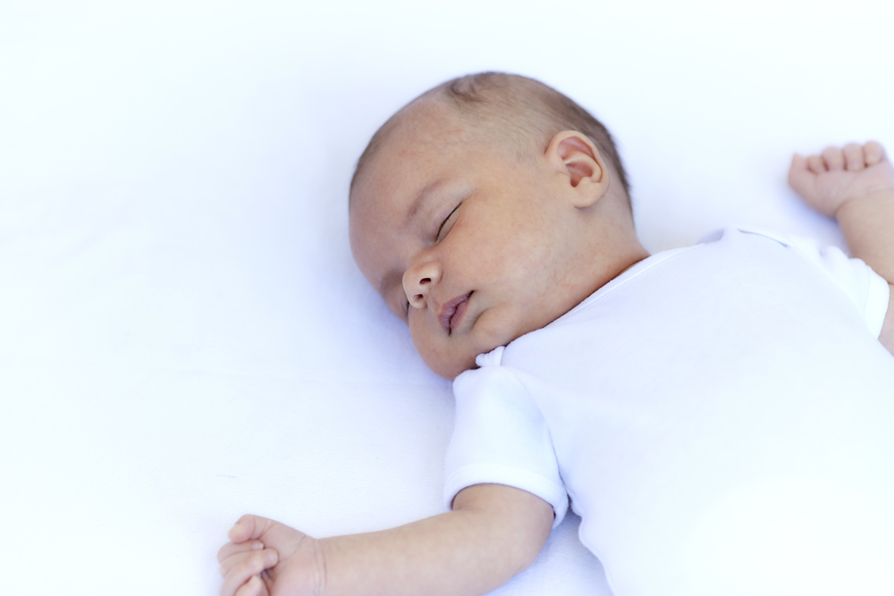 don-t-sleep-with-your-baby-here-s-why image