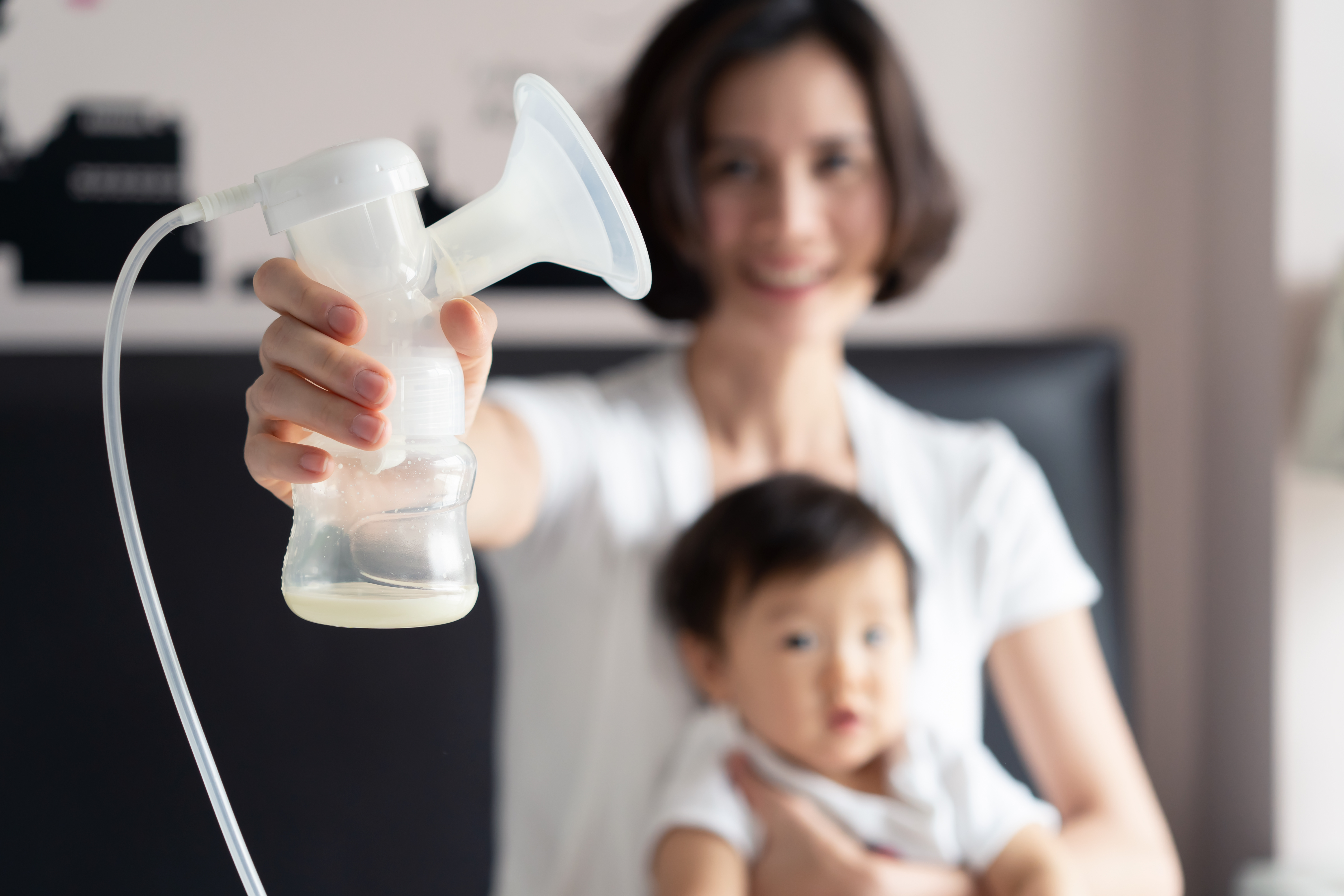 member-benefits-spotlight-breast-pumps-for-new-moms image